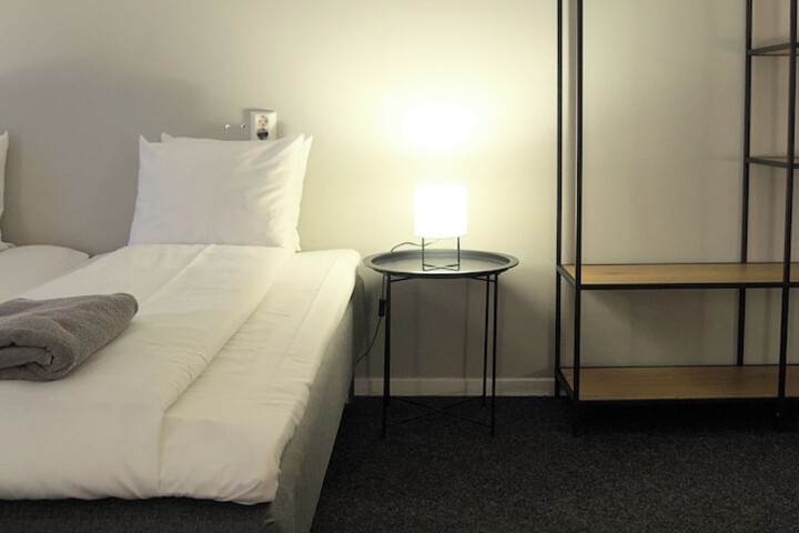 Room 97 of 128