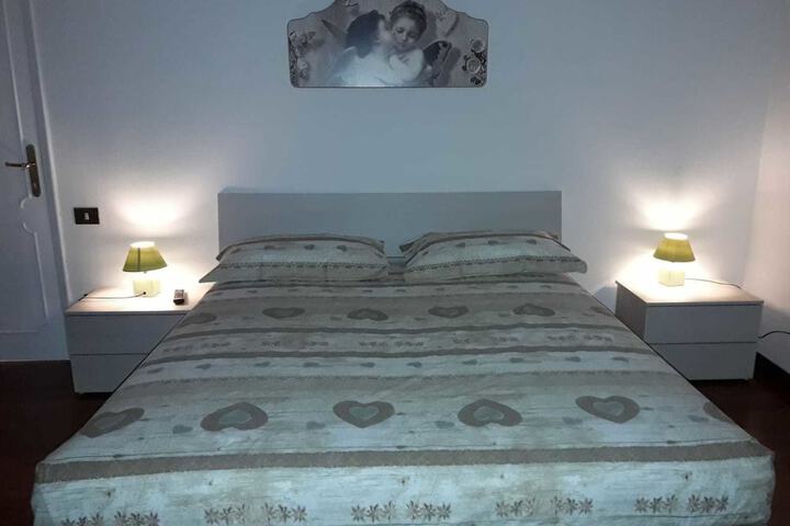 Room 6 of 39
