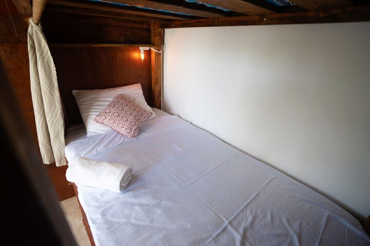 Room 3 of 113