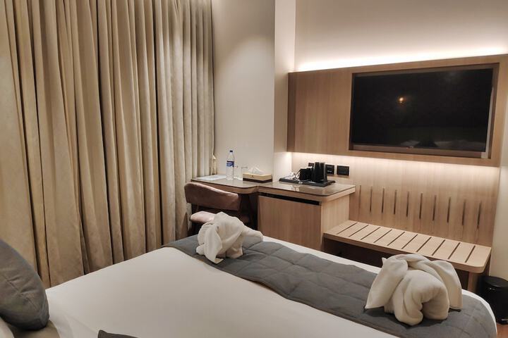 Room 6 of 41