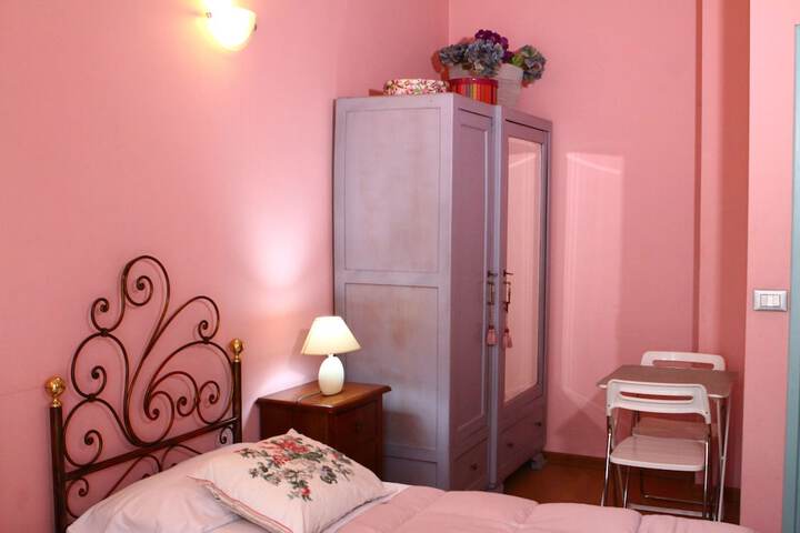 Room 21 of 44