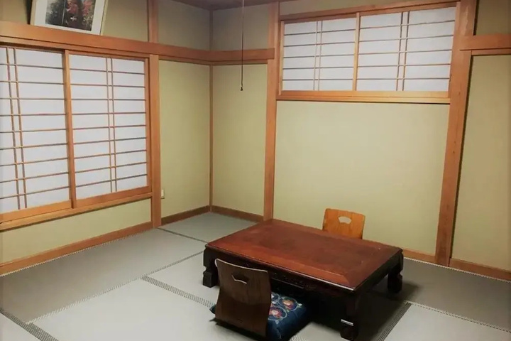 guest_rooms