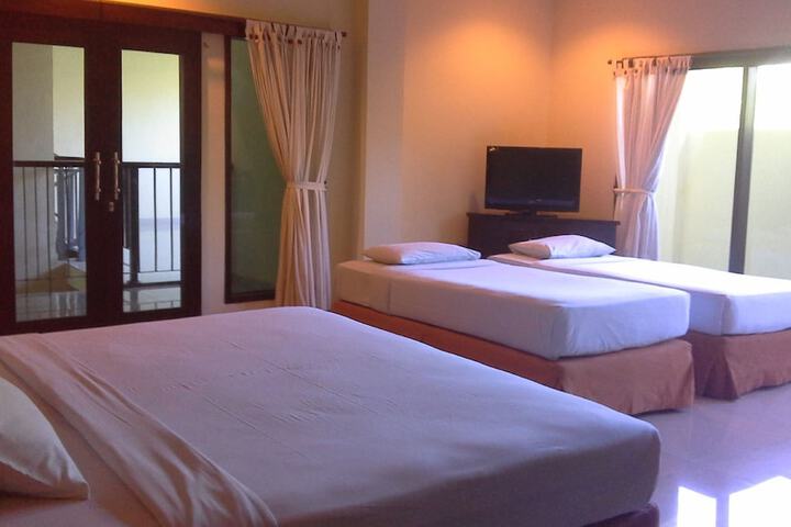 Room 16 of 49