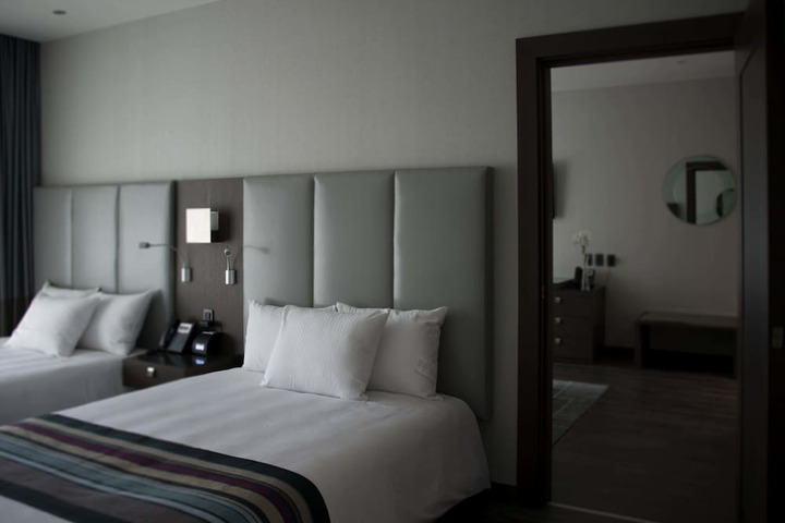 Room 9 of 61
