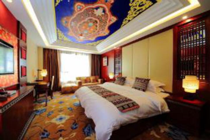 Room 8 of 8
