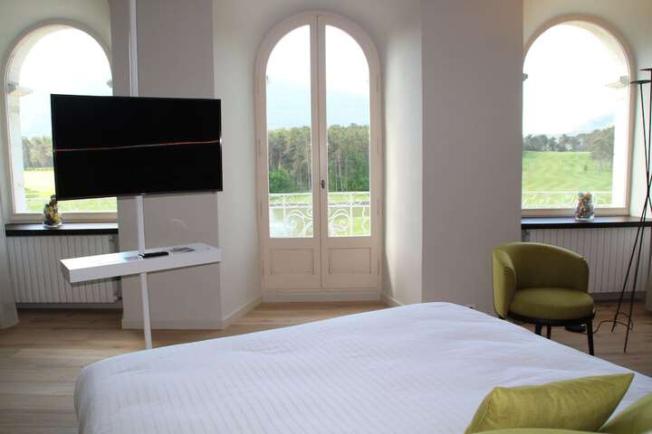Room 5 of 59
