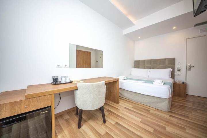 Room 20 of 71
