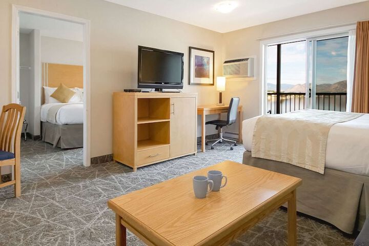 Room 22 of 60