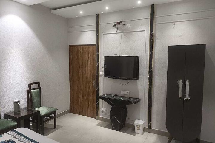 Room 20 of 50