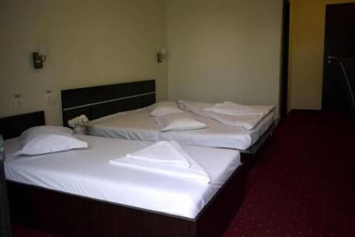 Room 7 of 44