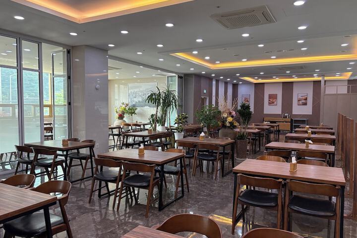 Restaurants