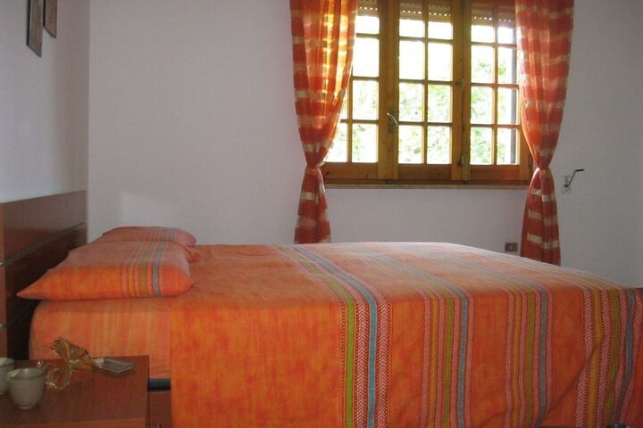 Room 4 of 31