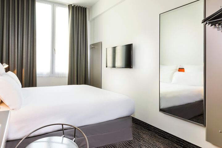 Room 29 of 52