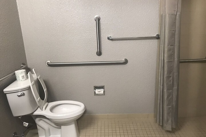 Room 80 of 132