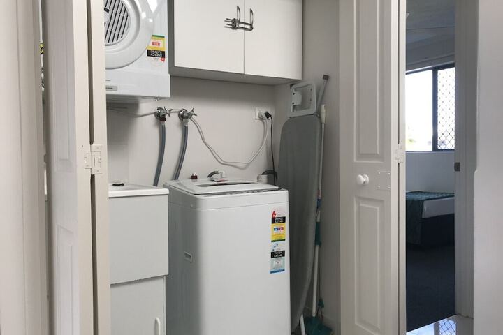 Laundry 15 of 24