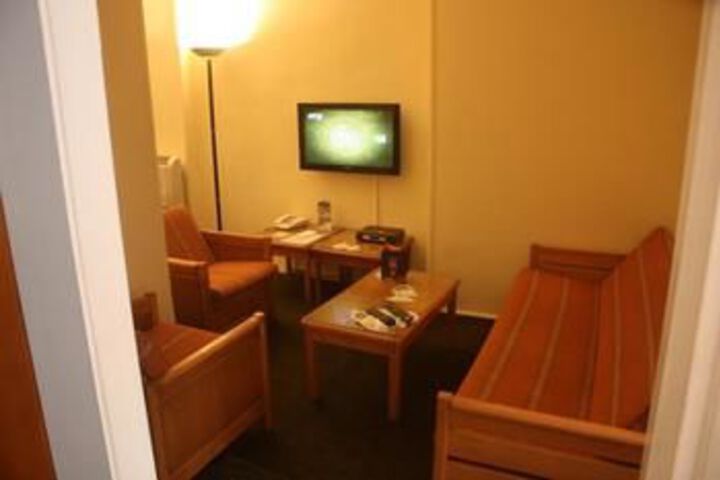 Room 19 of 25
