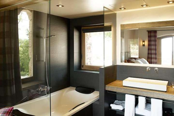 Room 40 of 58