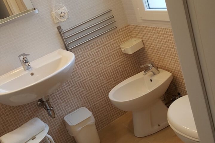 Room 40 of 51