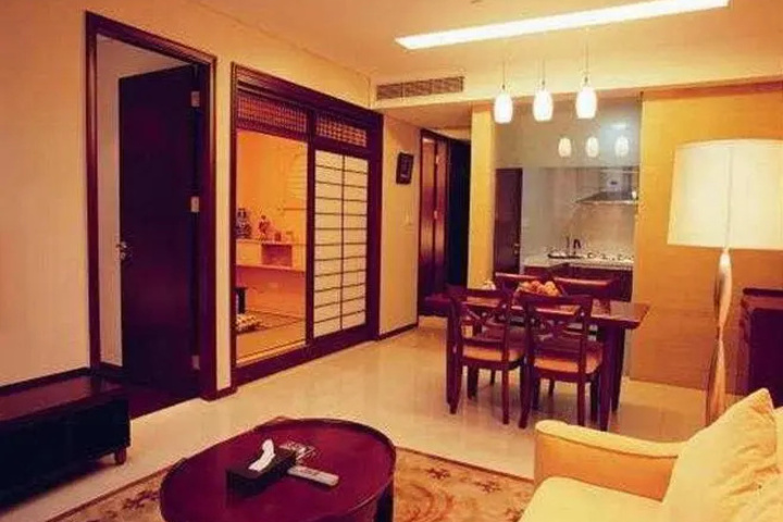 Room 3 of 4