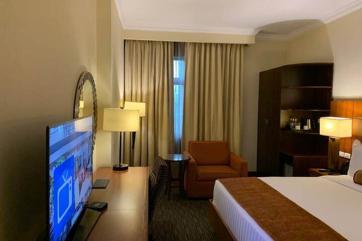 Room 50 of 168