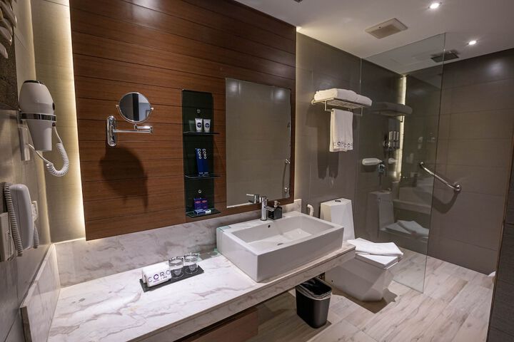 Room 43 of 67