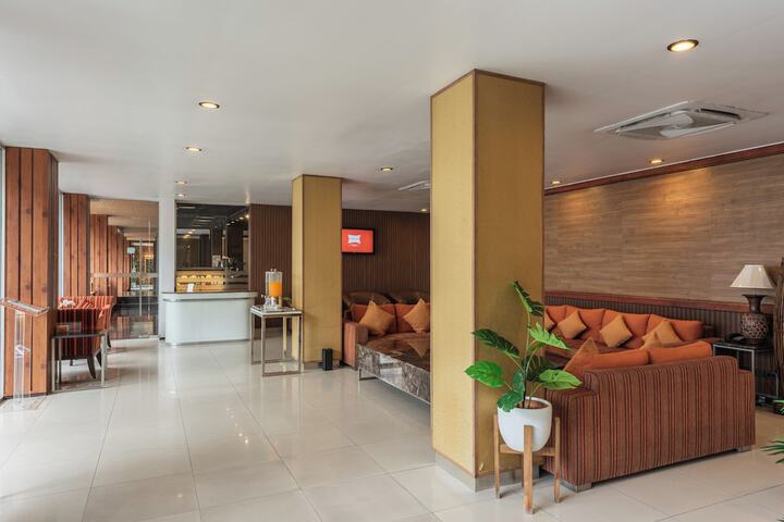 Guest Lobby