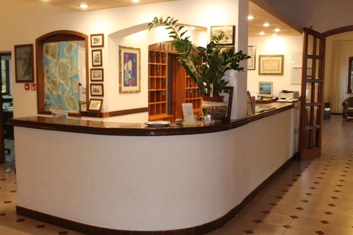 Guest Lobby