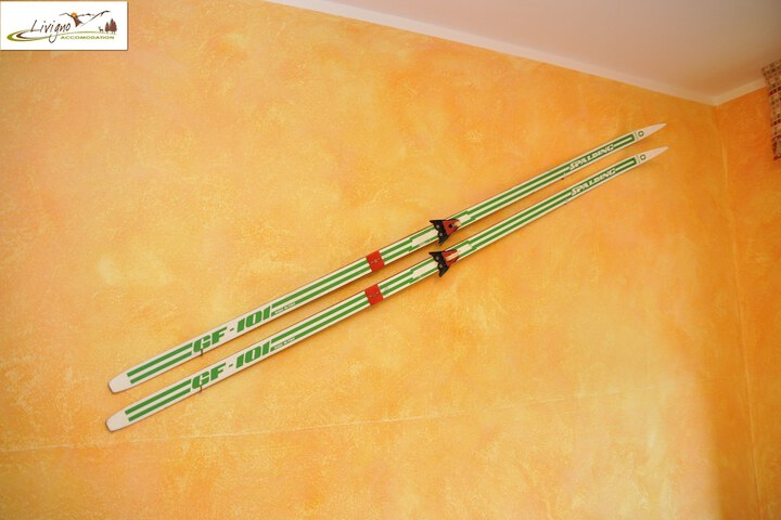 Room 5 of 27