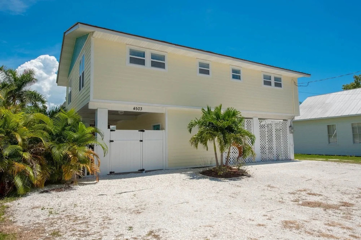 Lobster Key Apartment 3