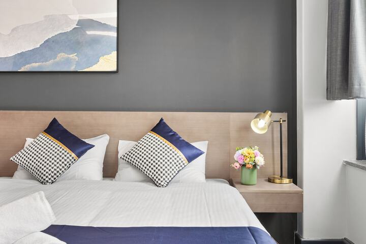 Room 15 of 57