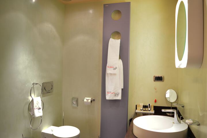 Bathroom Photo