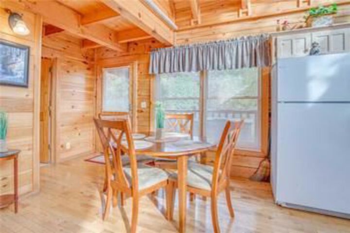 Dream Catcher II Home with Hot Tub