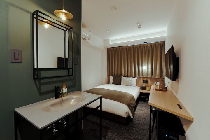 Room 9 of 54