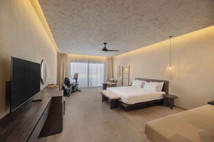 Room 8 of 150