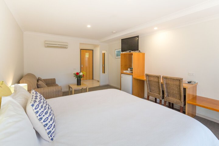 Room 32 of 91