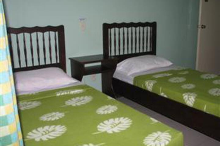 Room 4 of 5