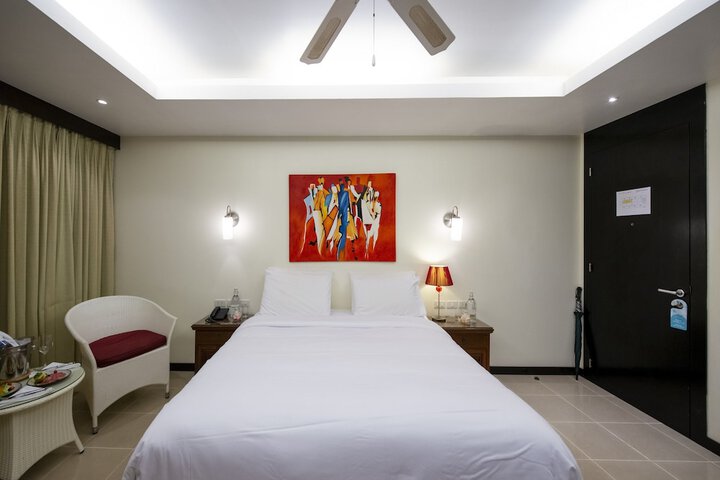 Room 18 of 46