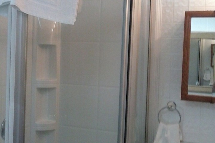 Bathroom shower