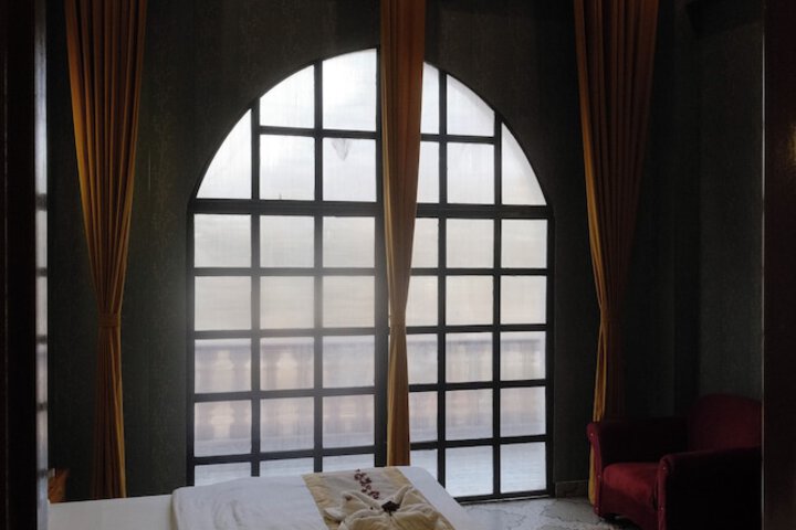 Room 40 of 76