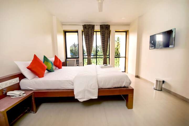 Room 3 of 30