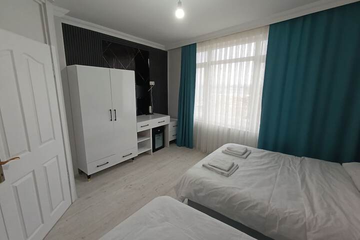 Room 11 of 49