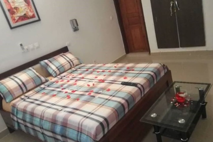 Room 52 of 67