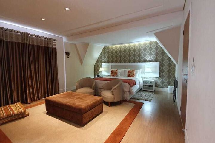 Room 54 of 88