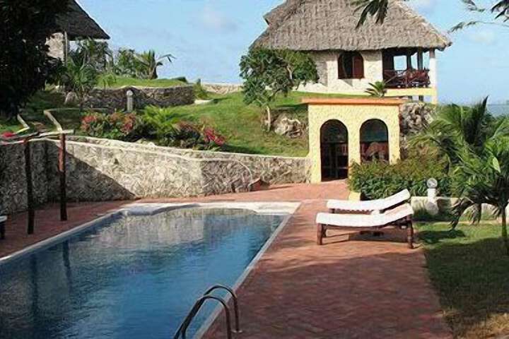 Pools & Facilities