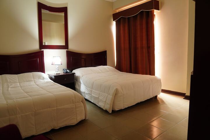 Room 6 of 17