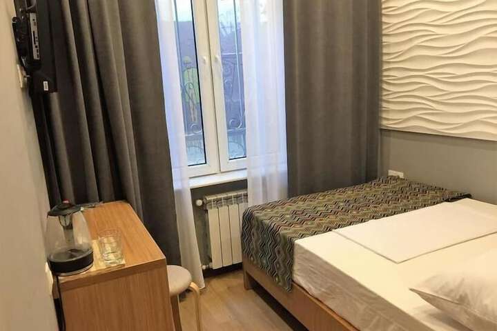 Room 30 of 41
