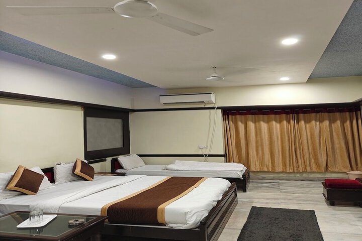 Room 15 of 45