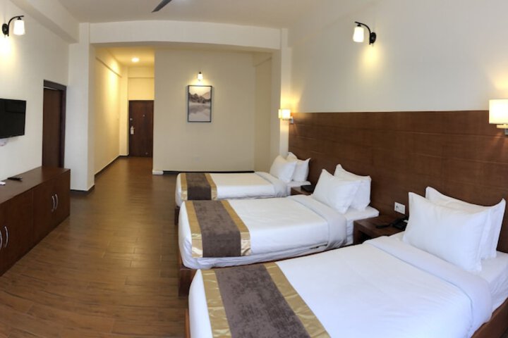 Room 8 of 24