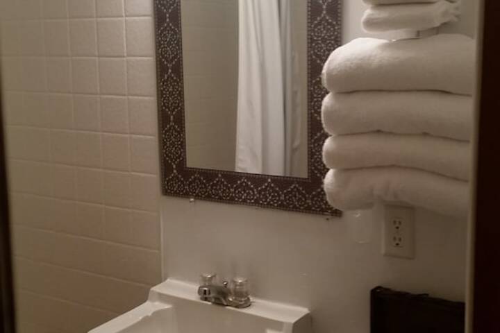 Room 34 of 36