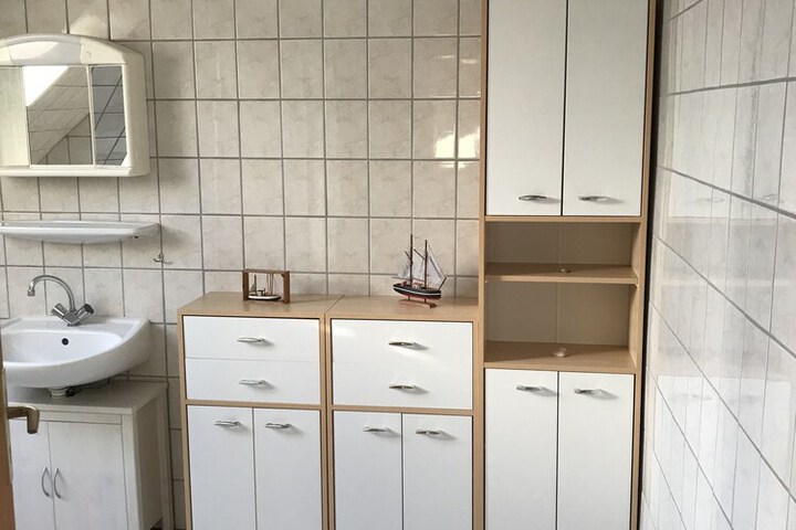 Room 105 of 117